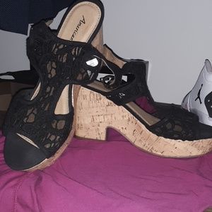 Cute lace American eagle wedges